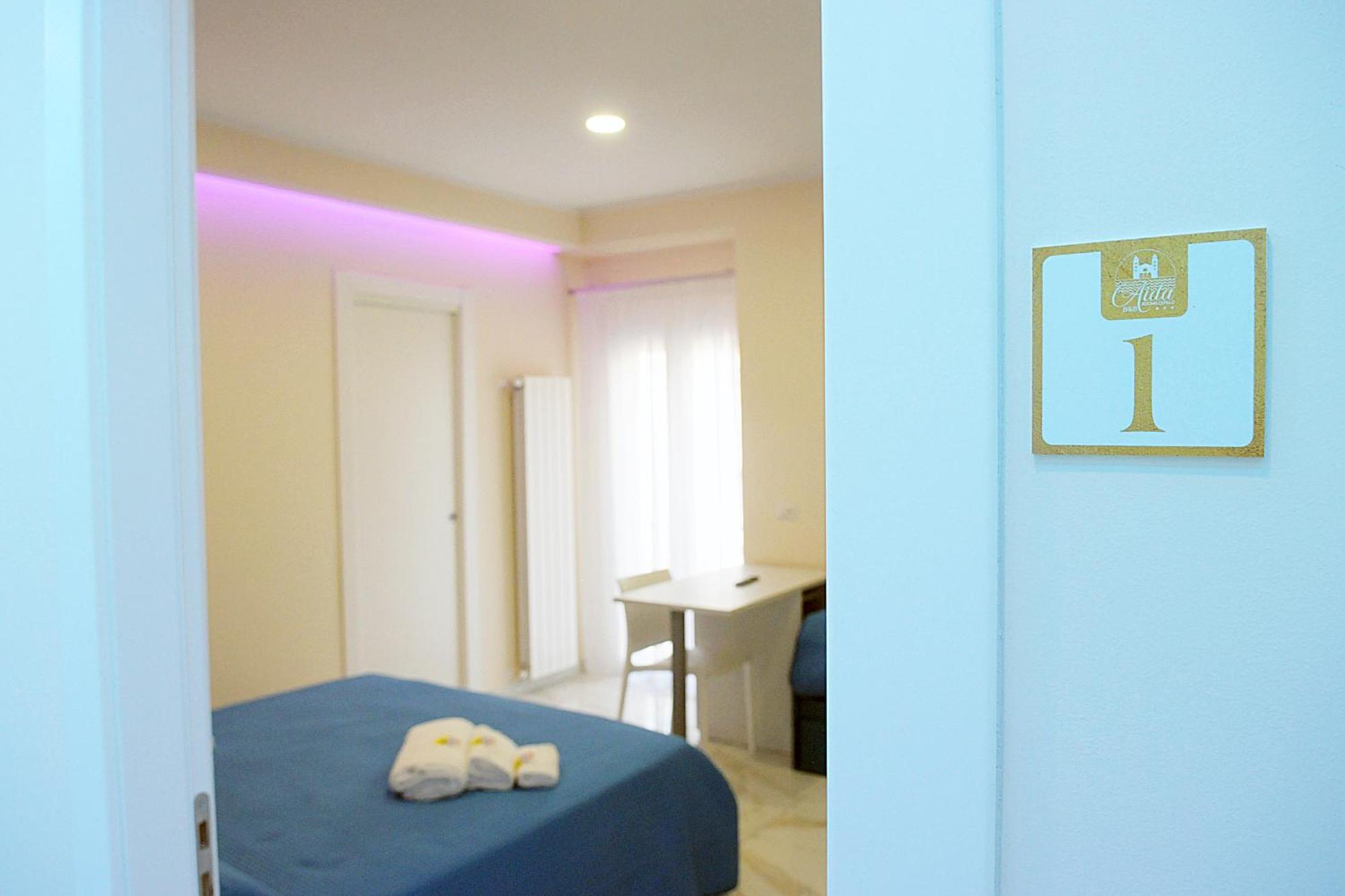 B&B Aida Rooms Cefalù Eksteriør billede